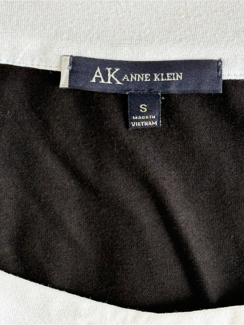 AK Anne Klein Shift Dress S Black White Sleeveless Pleated Stretch Career Resort - Picture 8 of 9